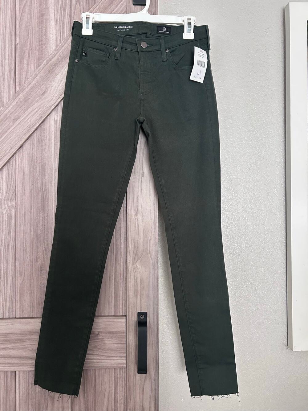 NWT AG Adriano Goldschmied Women's The Legging ankle super skinny ankle 26